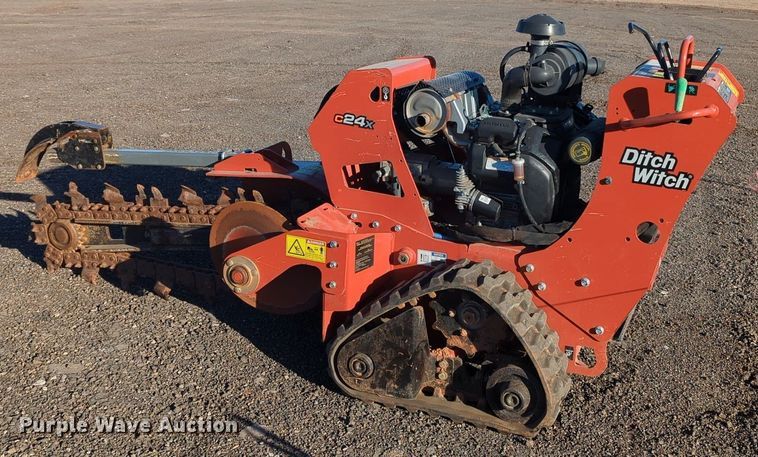 image for item OL9051 2019 Ditch Witch C24X  trencher