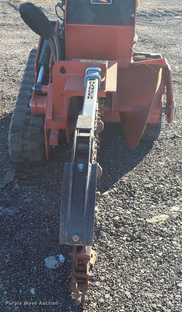 image for item OL9051 2019 Ditch Witch C24X  trencher