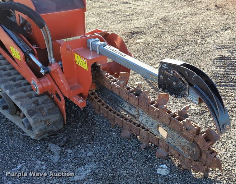 image for item OL9051 2019 Ditch Witch C24X  trencher