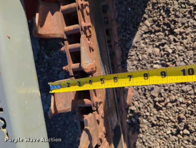 image for item OL9051 2019 Ditch Witch C24X  trencher