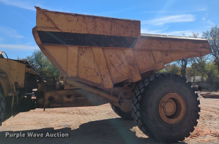 image for item OL9085 1990 Caterpillar D30D  haul truck