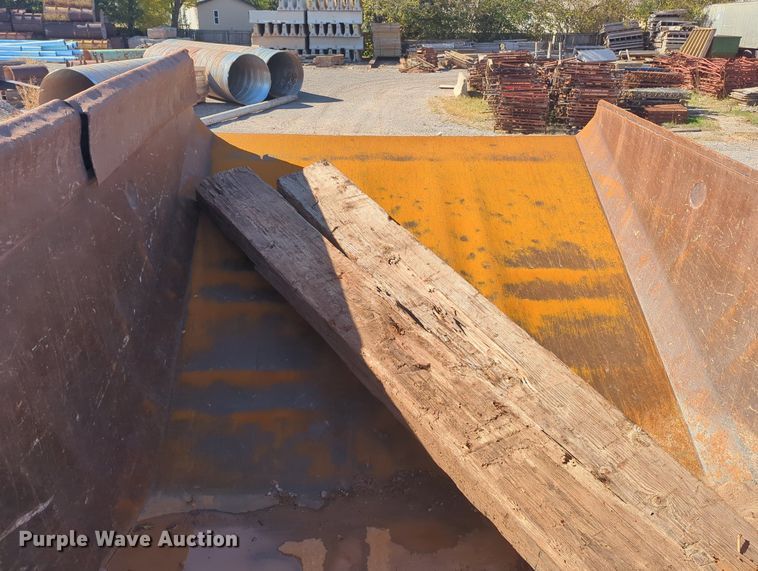 image for item OL9085 1990 Caterpillar D30D  haul truck