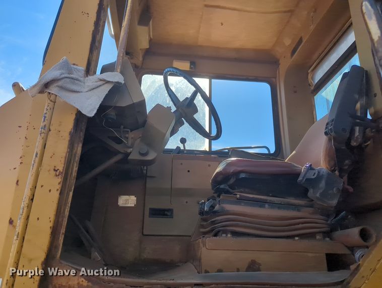 image for item OL9085 1990 Caterpillar D30D  haul truck