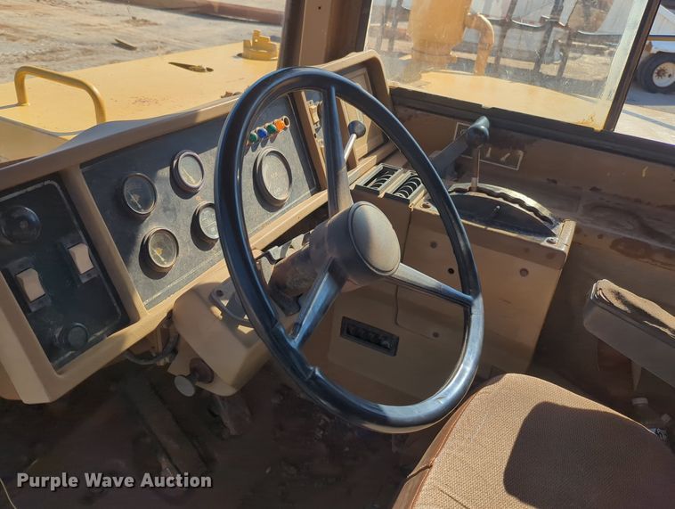 image for item OL9085 1990 Caterpillar D30D  haul truck