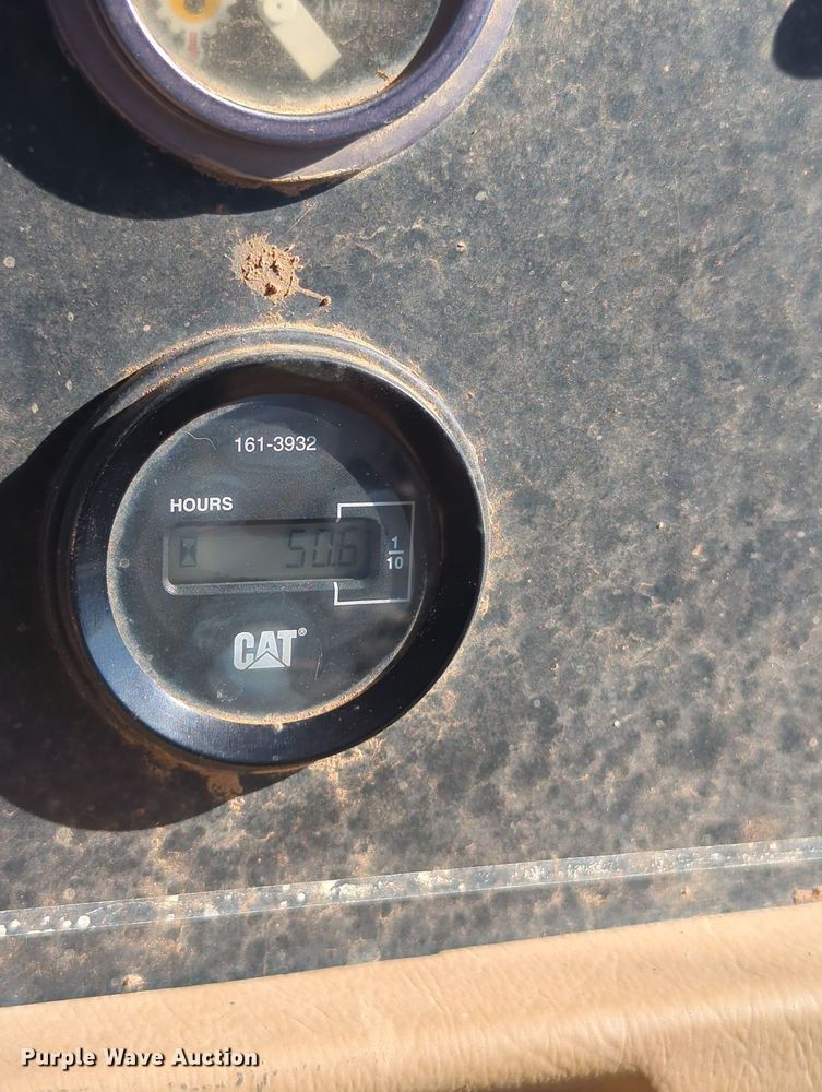 image for item OL9085 1990 Caterpillar D30D  haul truck