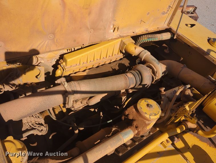 image for item OL9085 1990 Caterpillar D30D  haul truck