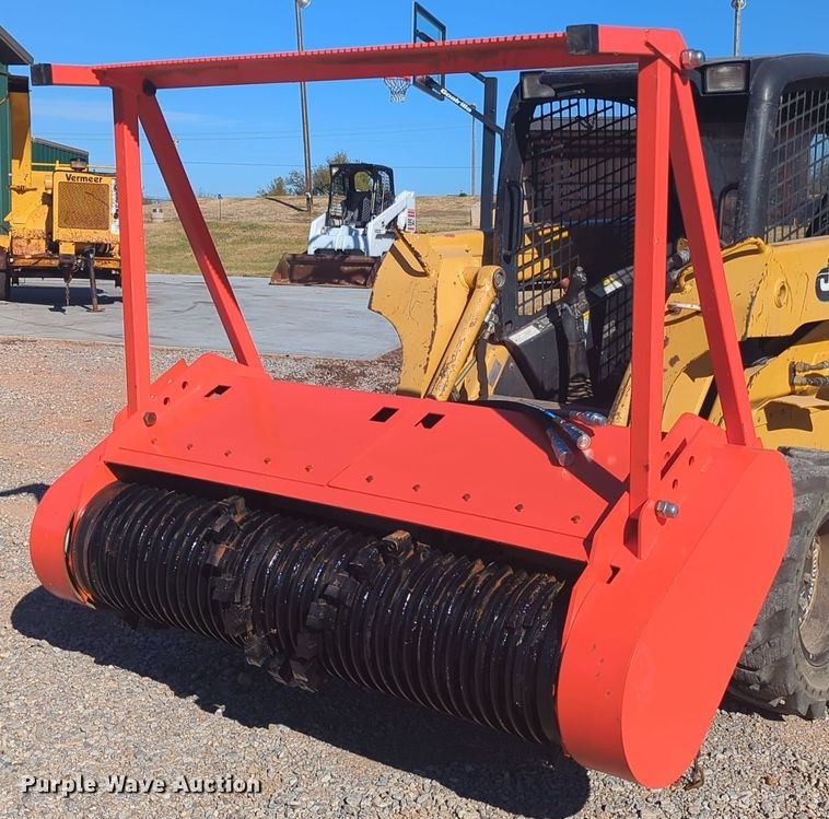 image for item OL9108 2023 Diggit TH76  skid steer mulcher