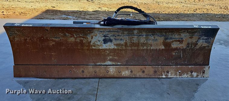 image for item OL9347 2017 Bobcat  skid steer dozer blade
