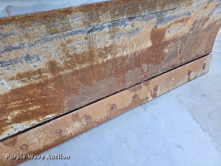 image for item OL9347 2017 Bobcat  skid steer dozer blade