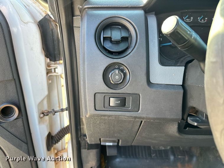 image for item DP3179 2013 Ford F150  SuperCrew pickup truck