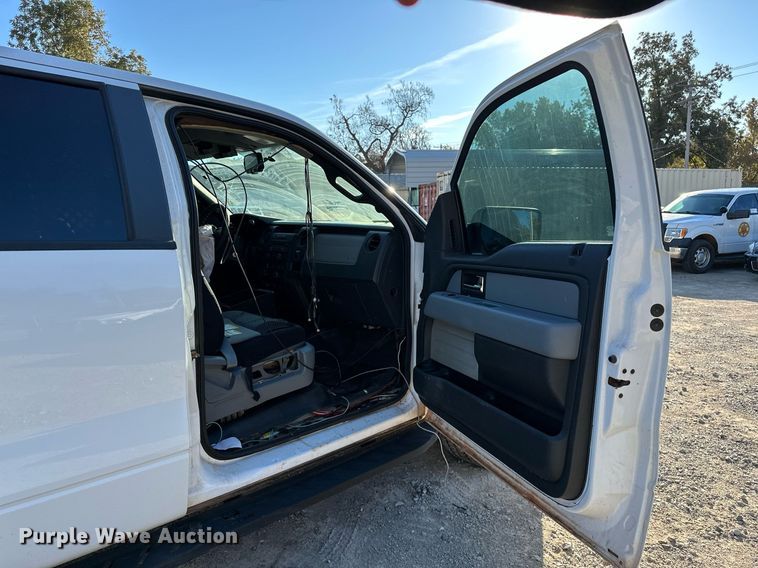 image for item DP3179 2013 Ford F150  SuperCrew pickup truck