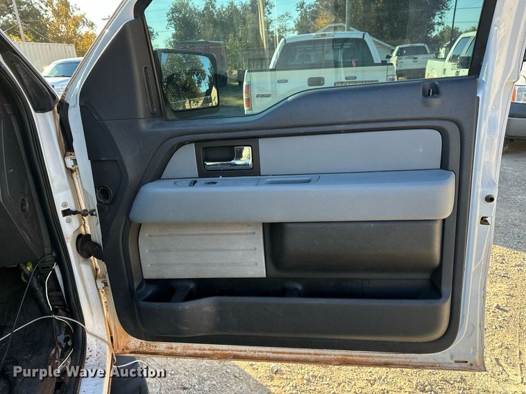 image for item DP3179 2013 Ford F150  SuperCrew pickup truck