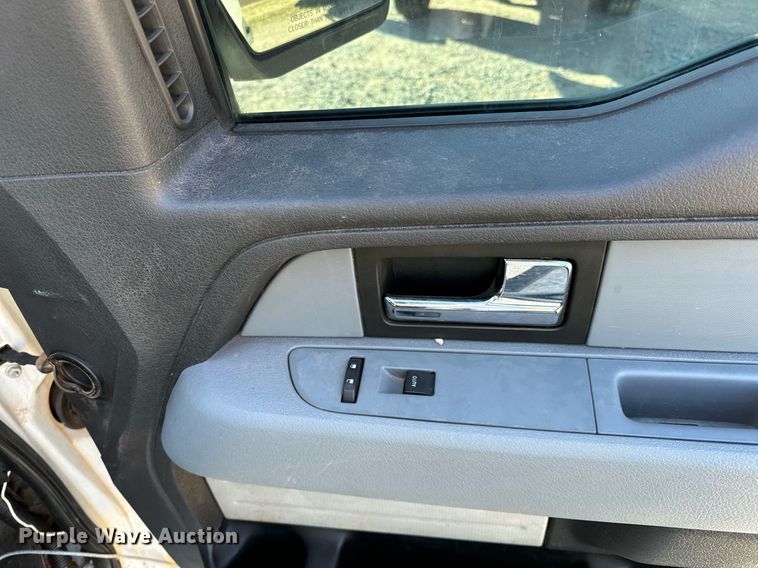 image for item DP3179 2013 Ford F150  SuperCrew pickup truck