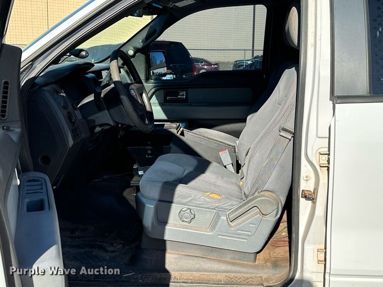 image for item DP3181 2013 Ford F150  SuperCrew pickup truck