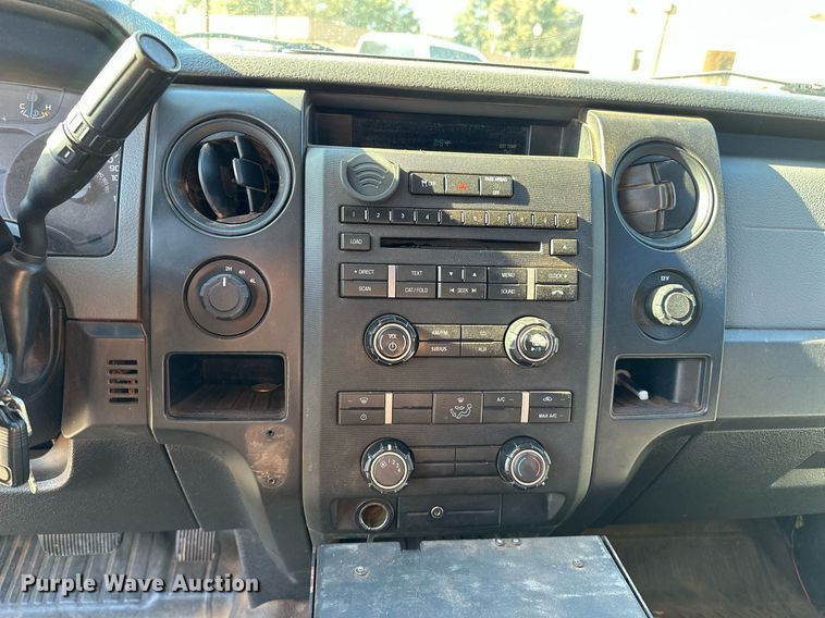 image for item DP3181 2013 Ford F150  SuperCrew pickup truck