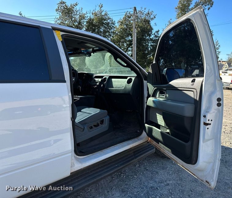 image for item DP3181 2013 Ford F150  SuperCrew pickup truck