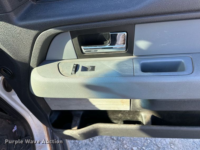 image for item DP3181 2013 Ford F150  SuperCrew pickup truck