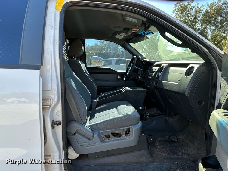 image for item DP3181 2013 Ford F150  SuperCrew pickup truck