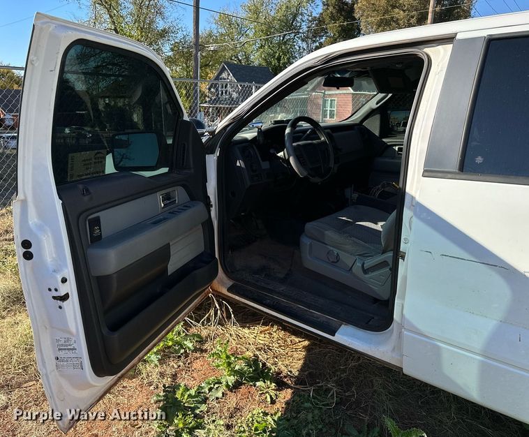 image for item DP3182 2011 Ford F150  SuperCrew pickup truck