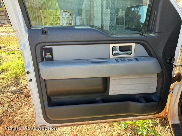 image for item DP3182 2011 Ford F150  SuperCrew pickup truck