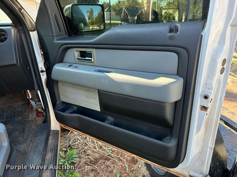 image for item DP3182 2011 Ford F150  SuperCrew pickup truck