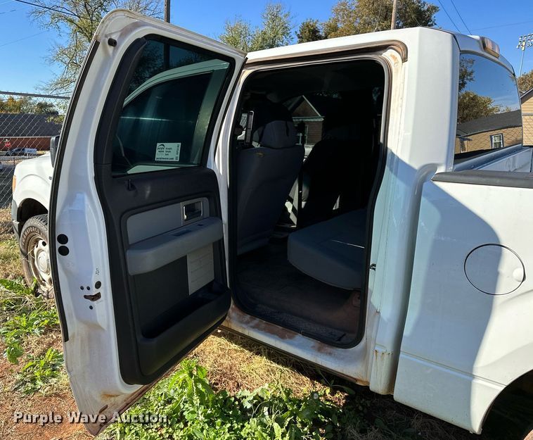 image for item DP3182 2011 Ford F150  SuperCrew pickup truck