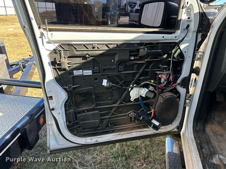 image for item DP3198 2014 Dodge Ram 1500  Crew Cab pickup truck