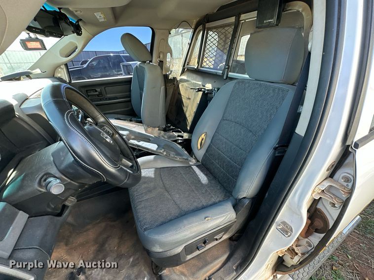 image for item DP3198 2014 Dodge Ram 1500  Crew Cab pickup truck