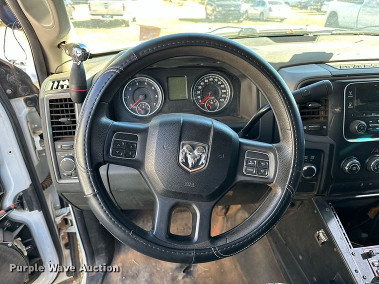 image for item DP3198 2014 Dodge Ram 1500  Crew Cab pickup truck