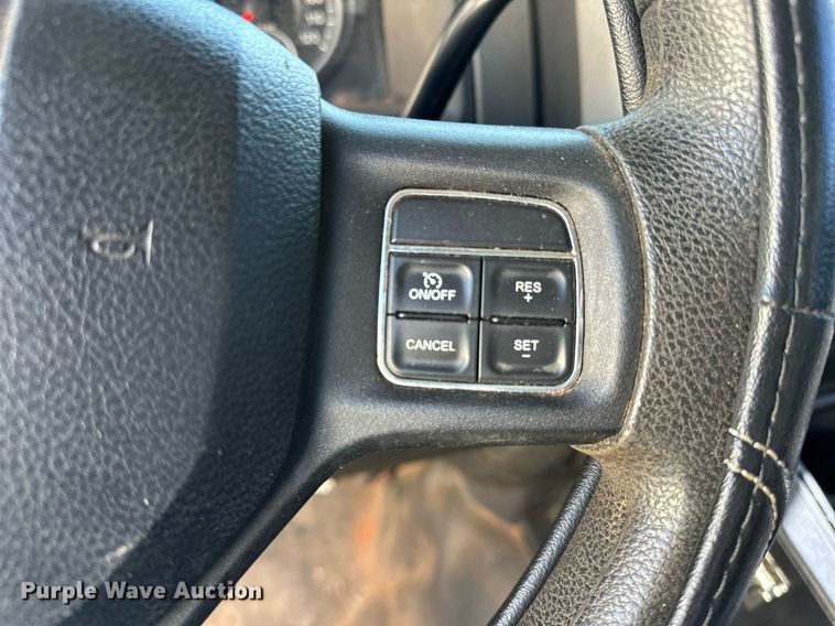 image for item DP3198 2014 Dodge Ram 1500  Crew Cab pickup truck