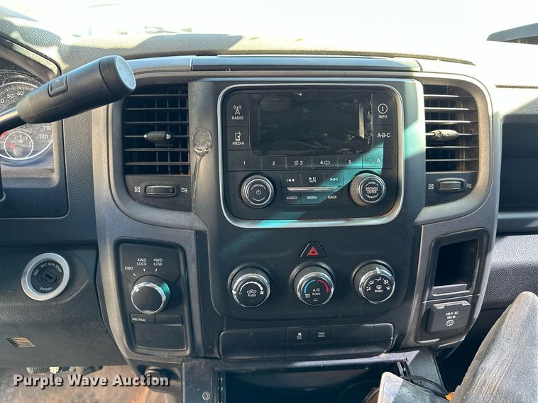 image for item DP3198 2014 Dodge Ram 1500  Crew Cab pickup truck