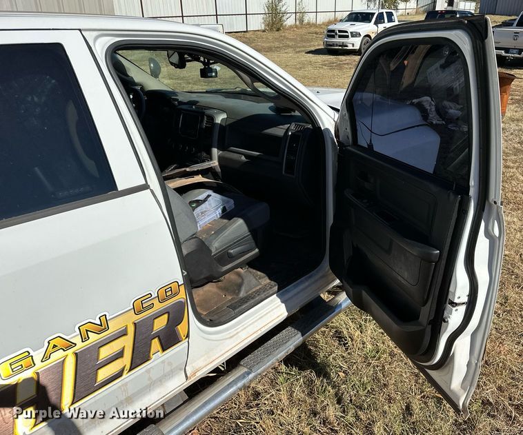 image for item DP3198 2014 Dodge Ram 1500  Crew Cab pickup truck