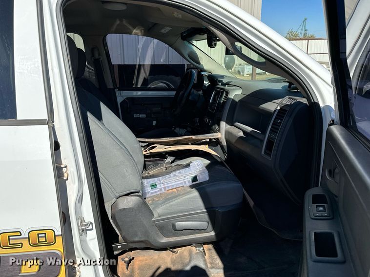 image for item DP3198 2014 Dodge Ram 1500  Crew Cab pickup truck