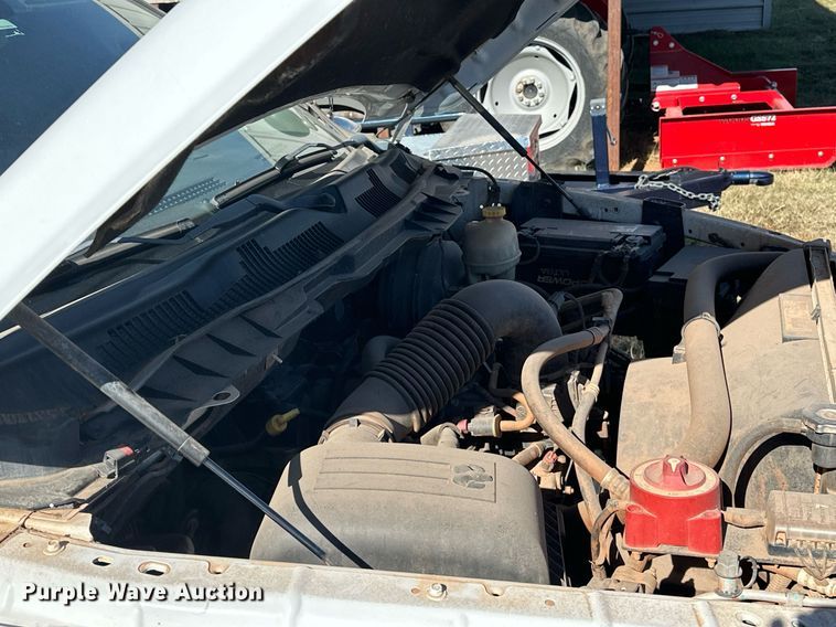 image for item DP3198 2014 Dodge Ram 1500  Crew Cab pickup truck