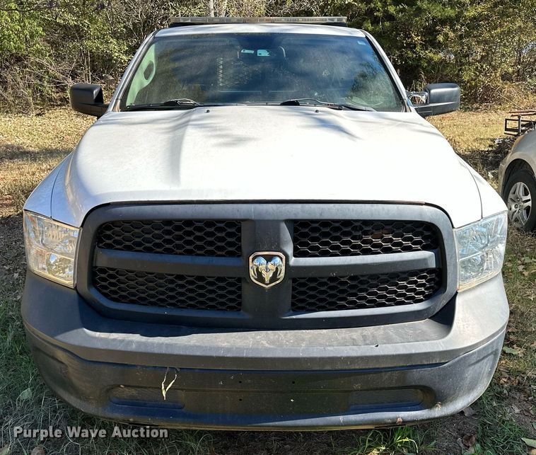 image for item DP3200 2014 Dodge Ram 1500  Crew Cab pickup truck