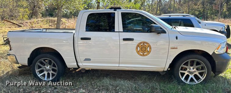 image for item DP3200 2014 Dodge Ram 1500  Crew Cab pickup truck