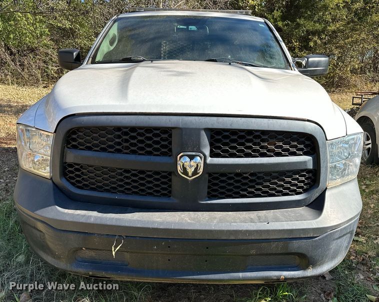 image for item DP3200 2014 Dodge Ram 1500  Crew Cab pickup truck