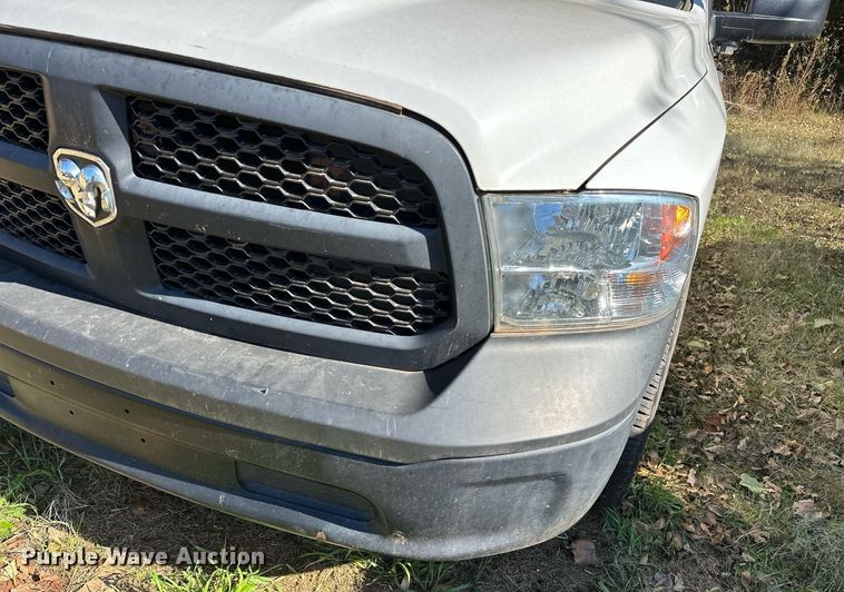 image for item DP3200 2014 Dodge Ram 1500  Crew Cab pickup truck