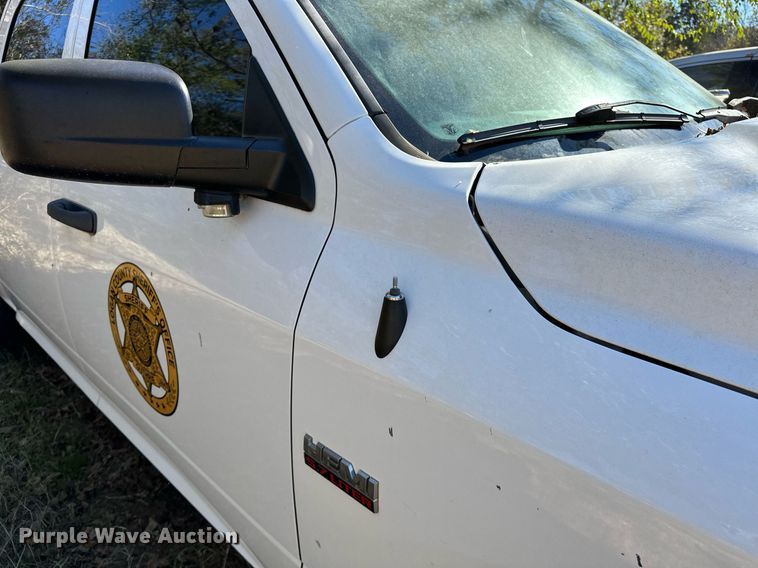 image for item DP3200 2014 Dodge Ram 1500  Crew Cab pickup truck