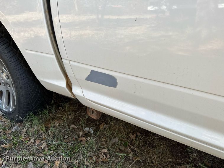 image for item DP3200 2014 Dodge Ram 1500  Crew Cab pickup truck