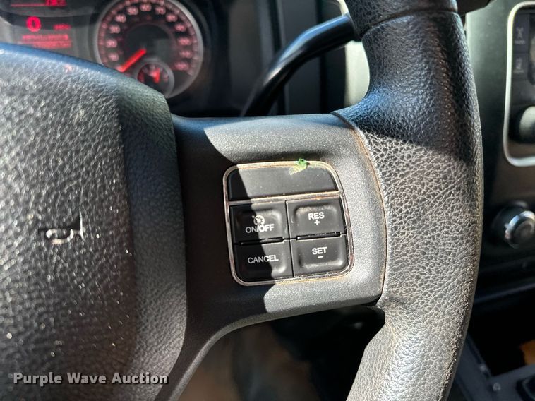 image for item DP3200 2014 Dodge Ram 1500  Crew Cab pickup truck