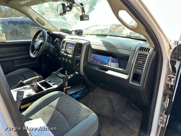 image for item DP3200 2014 Dodge Ram 1500  Crew Cab pickup truck