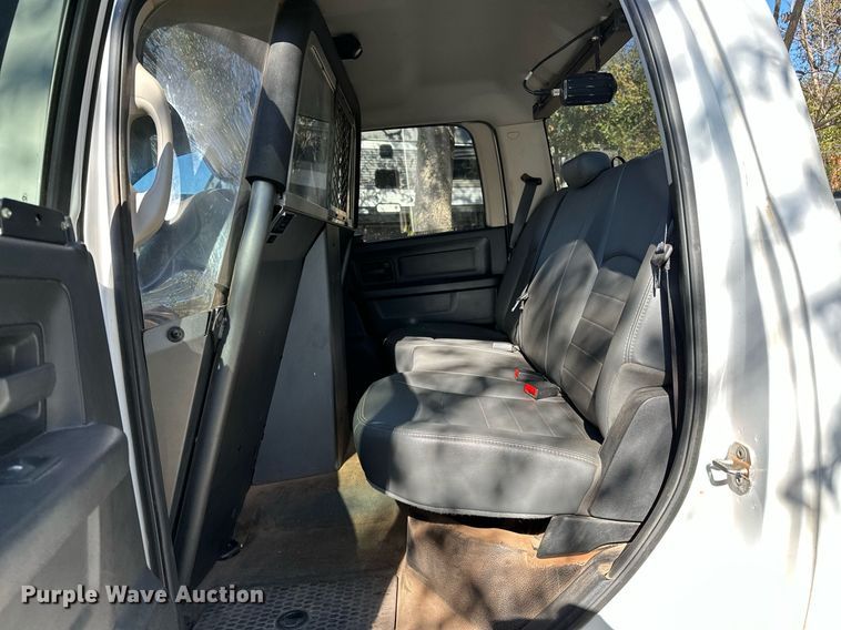 image for item DP3200 2014 Dodge Ram 1500  Crew Cab pickup truck