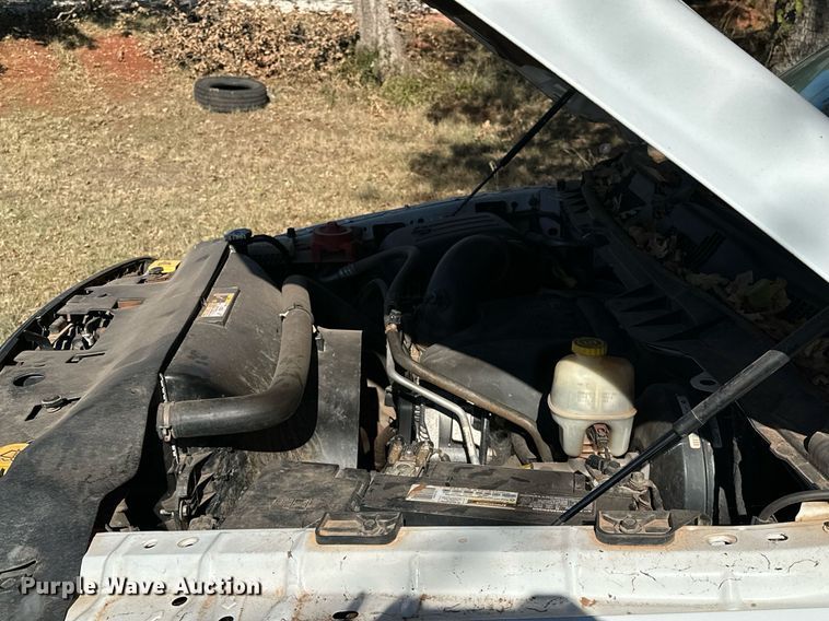 image for item DP3200 2014 Dodge Ram 1500  Crew Cab pickup truck