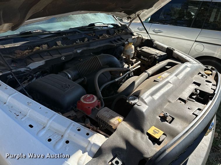 image for item DP3200 2014 Dodge Ram 1500  Crew Cab pickup truck