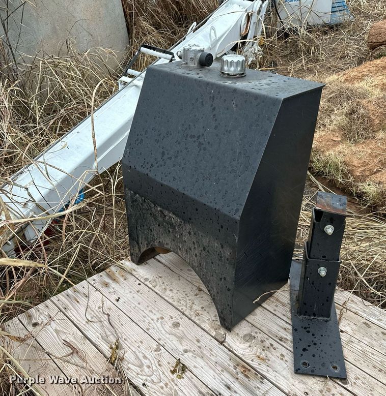 image for item DP3227 Miller EnPak A60HGE  generator