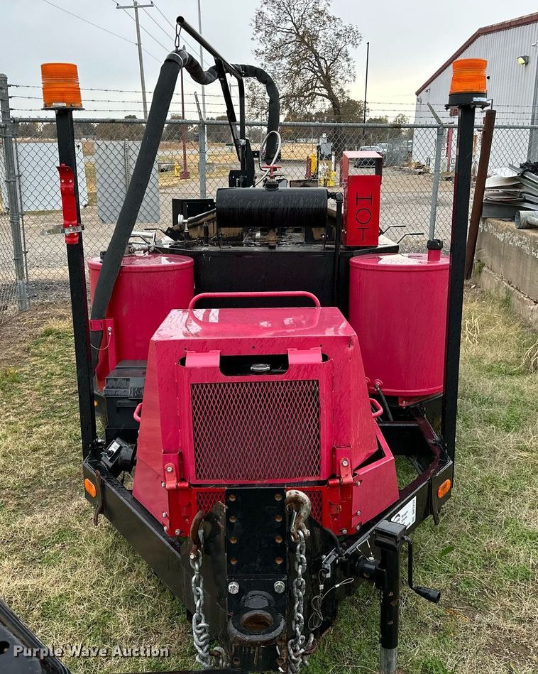 image for item DP3232 2015 Cimline 230 Magma  melter applicator