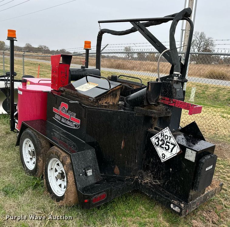 image for item DP3232 2015 Cimline 230 Magma  melter applicator