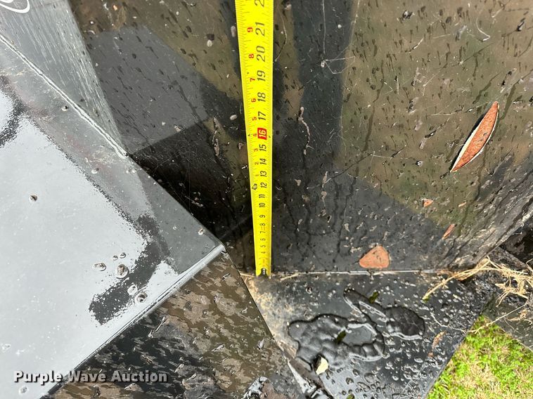 image for item DP3232 2015 Cimline 230 Magma  melter applicator