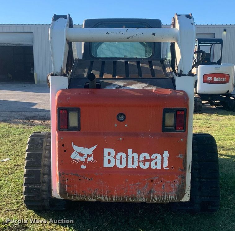 image for item DP8735 2008 Bobcat T320  tracked skid steer loader